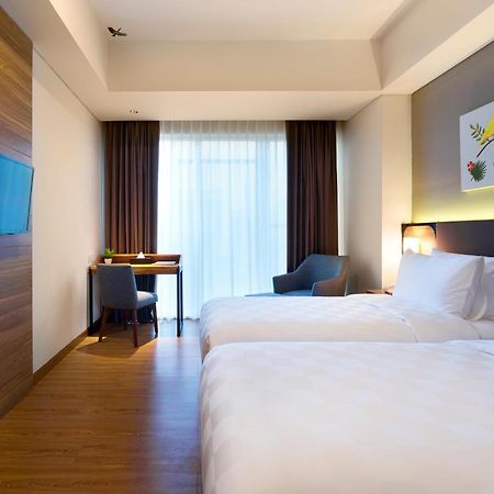 Hotel Aviary Bintaro Serpong Exterior foto
